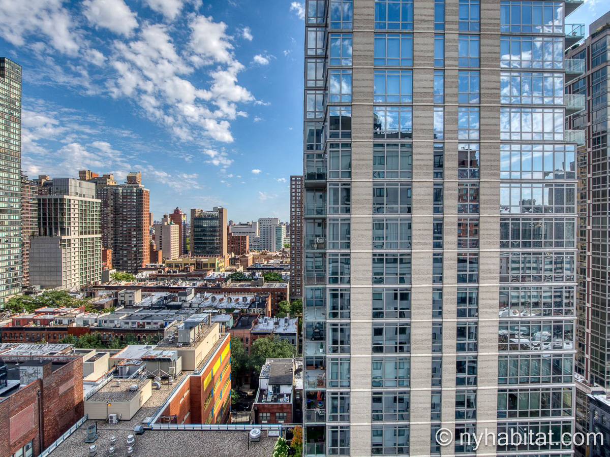 Living room - Photo 6 of 6