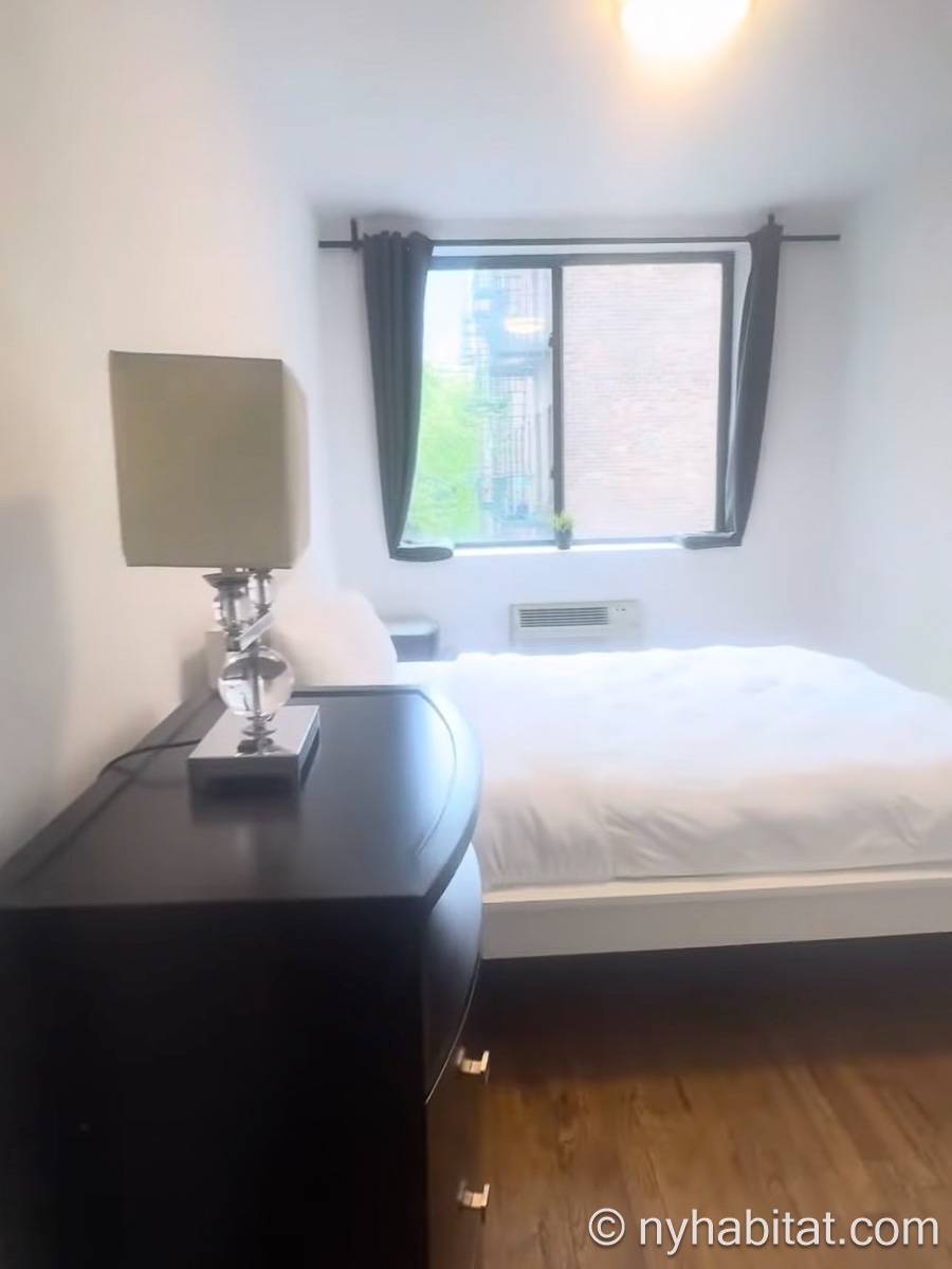 Camera 2 - Photo 1 di 3