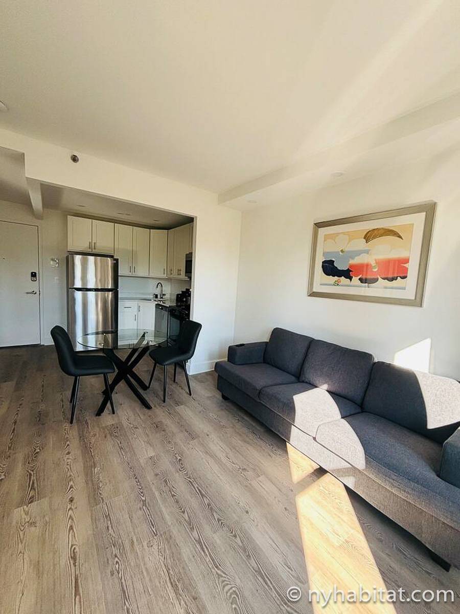 Living room - Photo 5 of 5