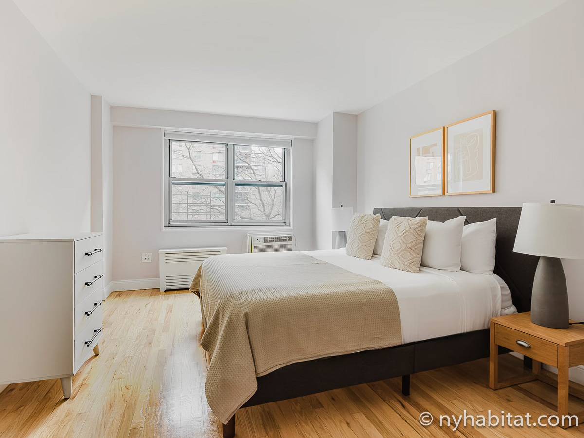 Bedroom - Photo 1 of 4