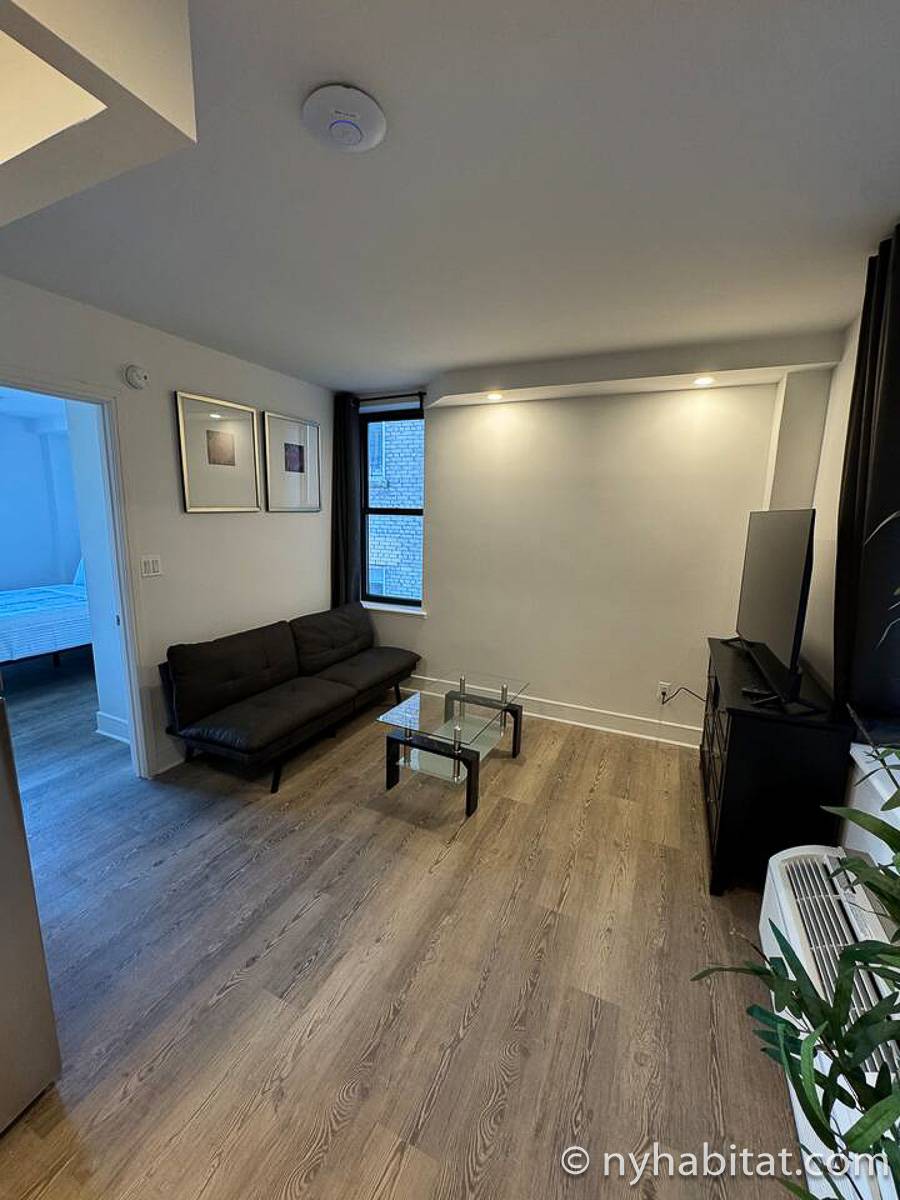 Living room - Photo 2 of 5