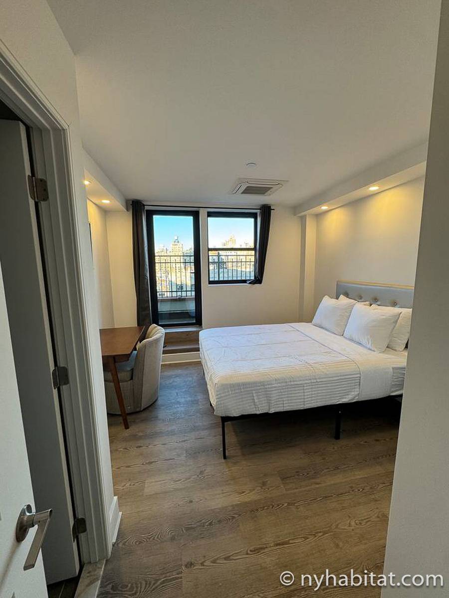 Bedroom - Photo 2 of 3