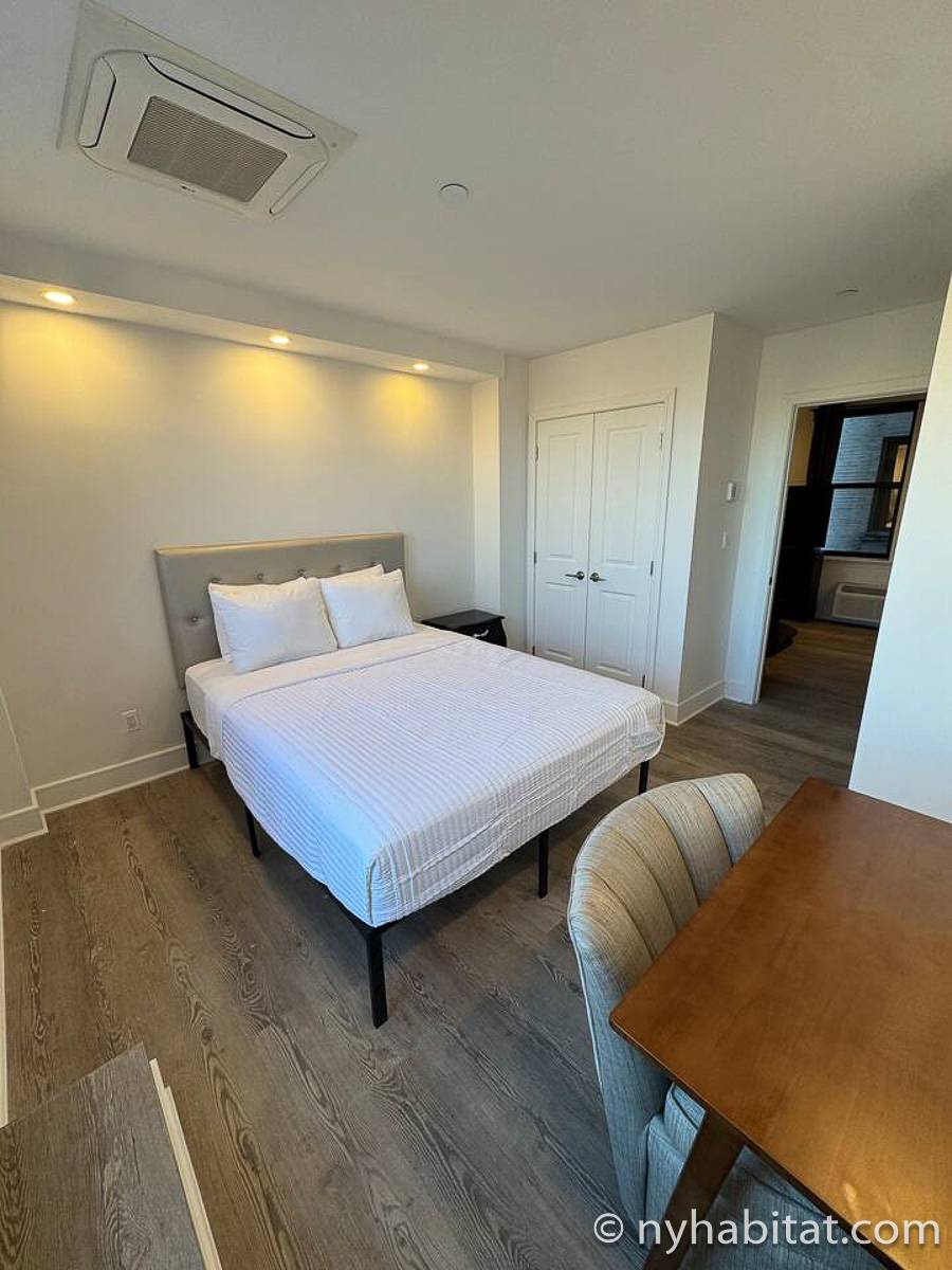 Bedroom - Photo 1 of 3