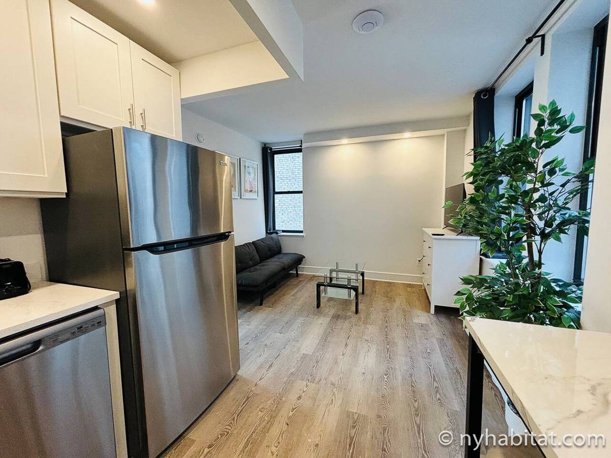 Kitchen - Photo 3 of 4