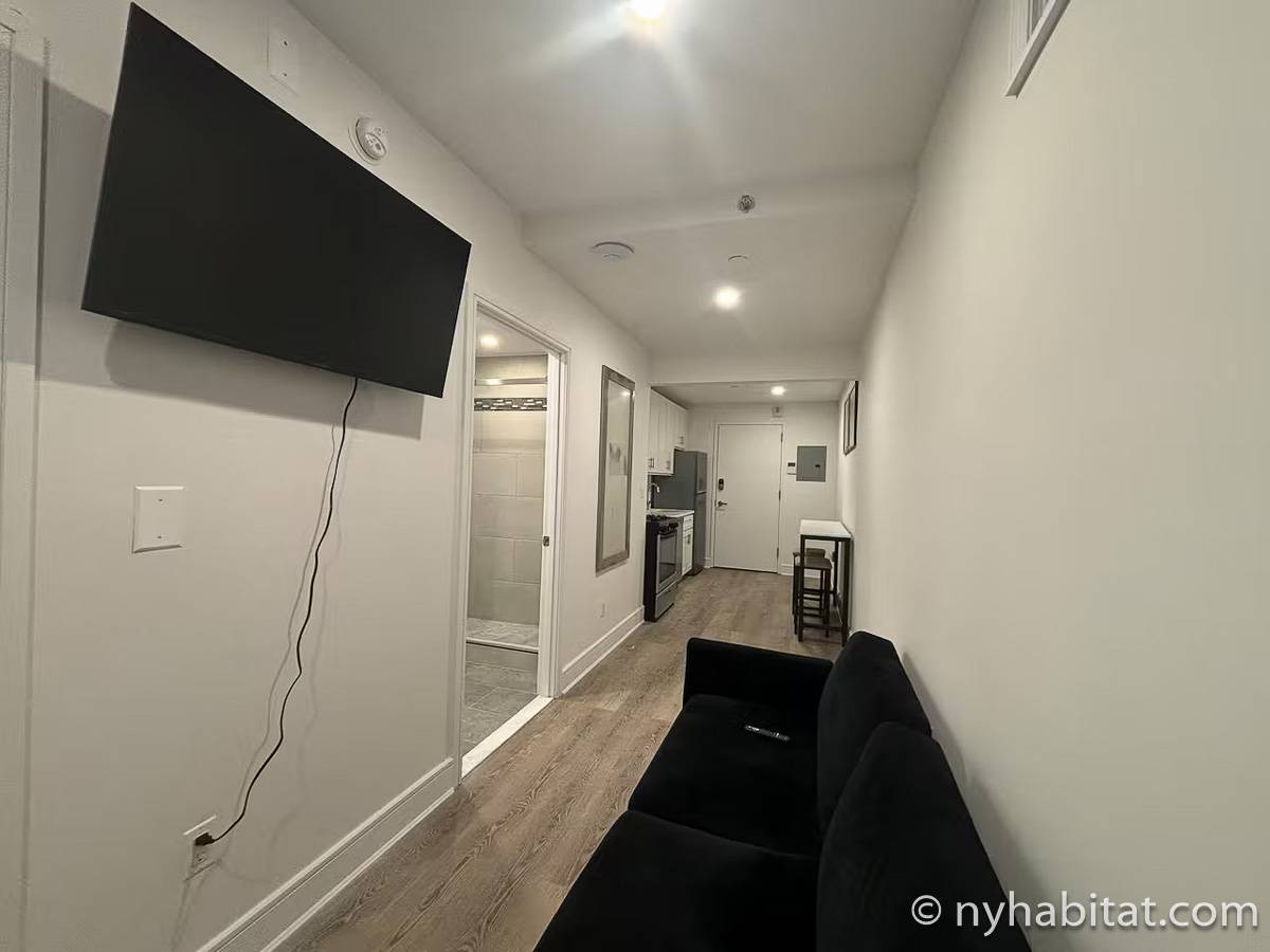 Living room - Photo 2 of 3