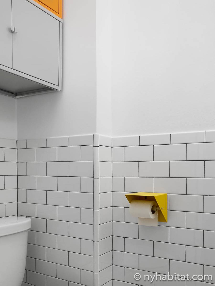 Bathroom 2 - Photo 2 of 3