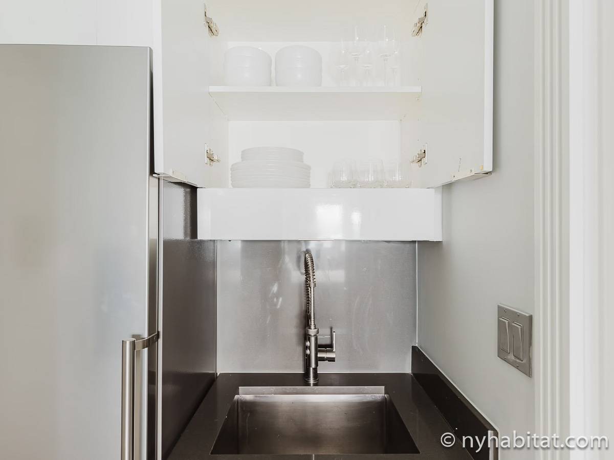 Kitchen - Photo 2 of 3