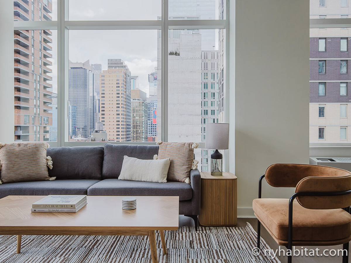 Living room - Photo 3 of 6 Living room - Photo 3 of 6