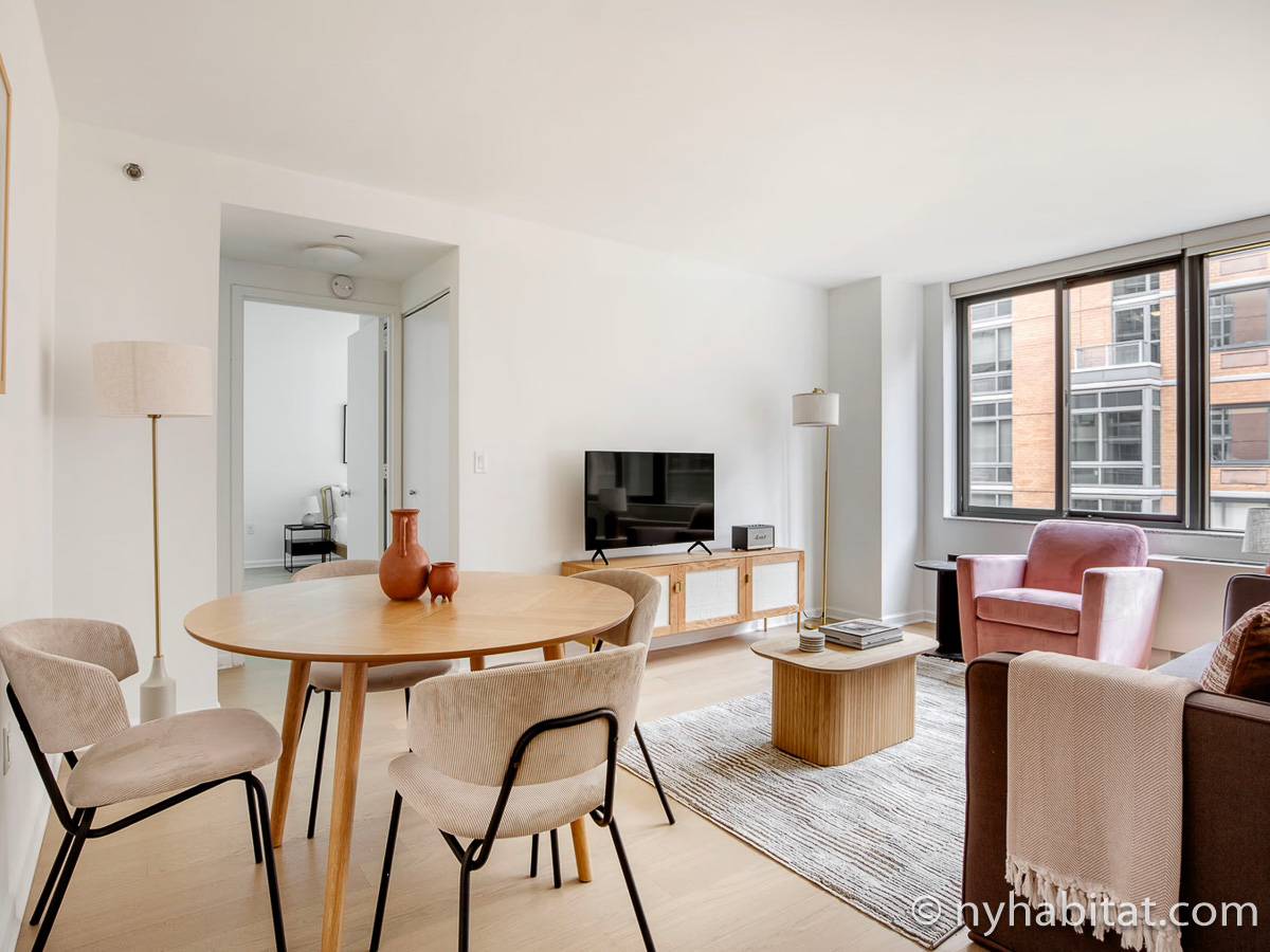 Living room - Photo 2 of 5 Living room - Photo 2 of 5