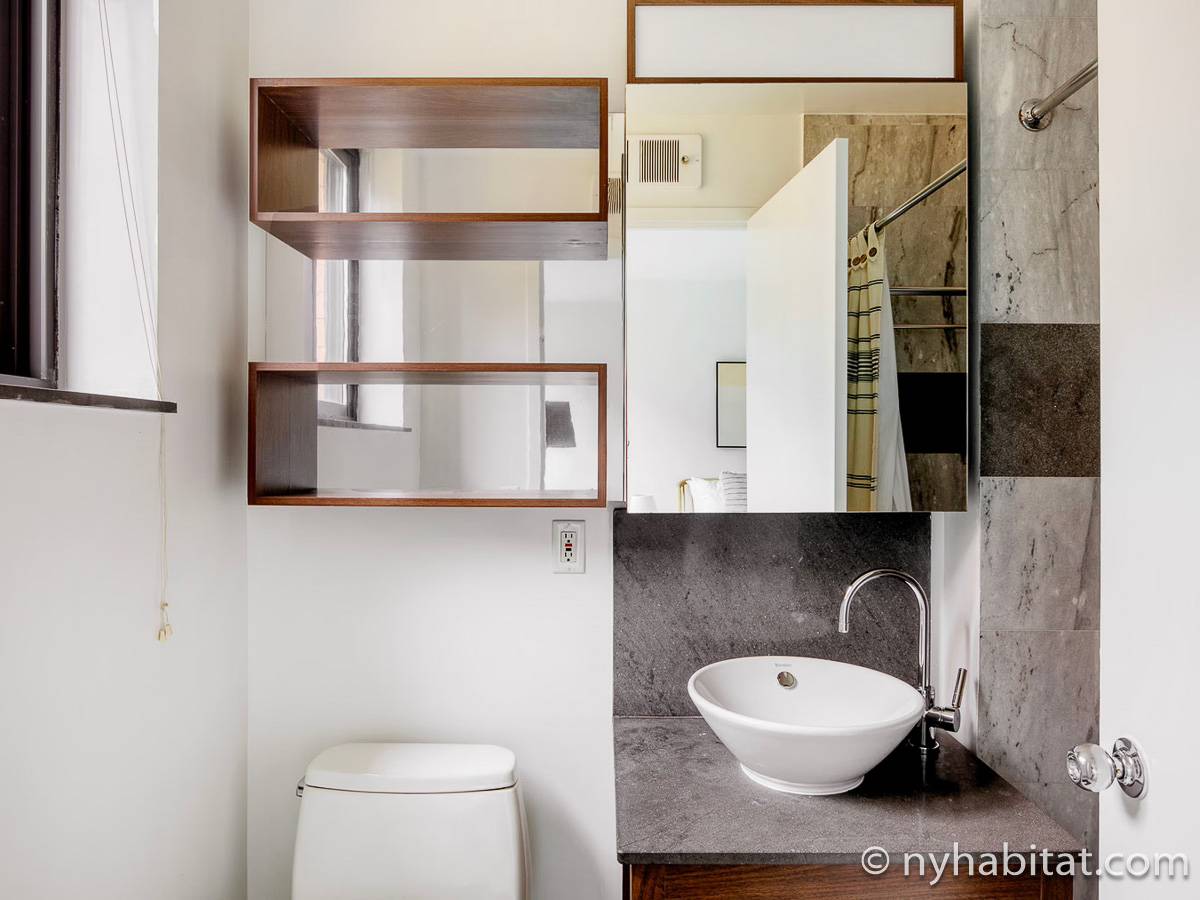 Bathroom 2 - Photo 1 of 2 Bathroom 2 - Photo 1 of 2