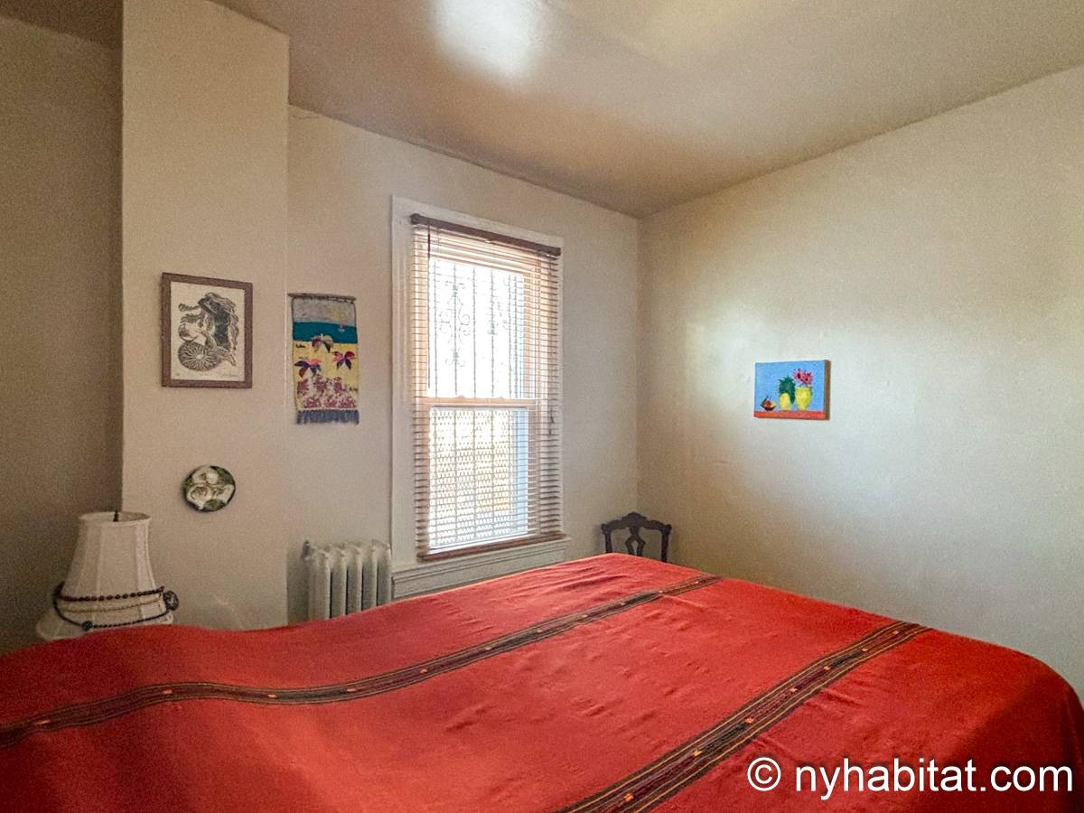 Bedroom 2 - Photo 2 of 6 Bedroom 2 - Photo 2 of 6