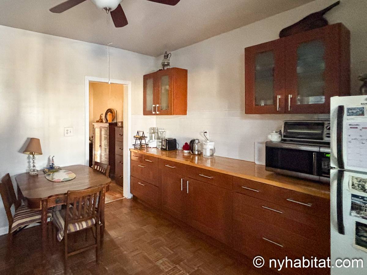 Kitchen - Photo 4 of 7 Kitchen - Photo 4 of 7