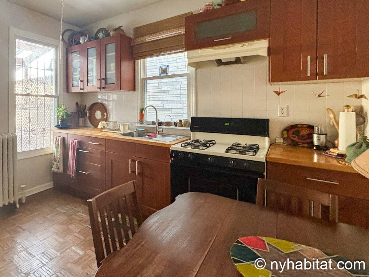 Kitchen - Photo 1 of 7 Kitchen - Photo 1 of 7