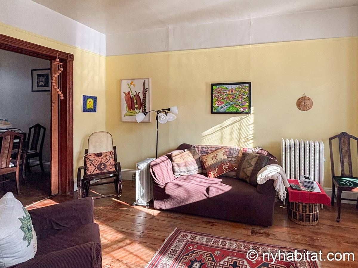 Living room 1 - Photo 2 of 4 Living room 1 - Photo 2 of 4