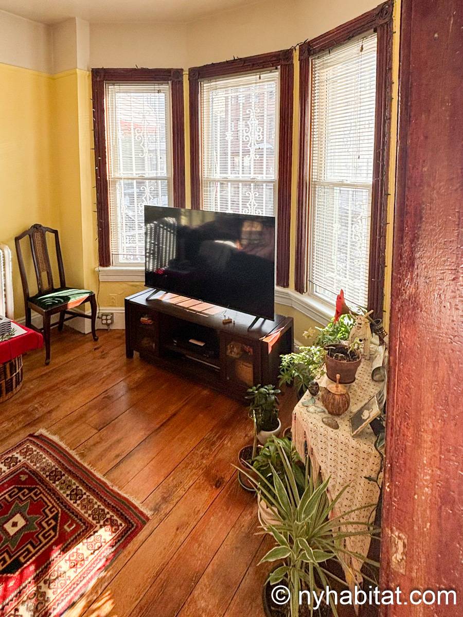 Living room 1 - Photo 4 of 4 Living room 1 - Photo 4 of 4