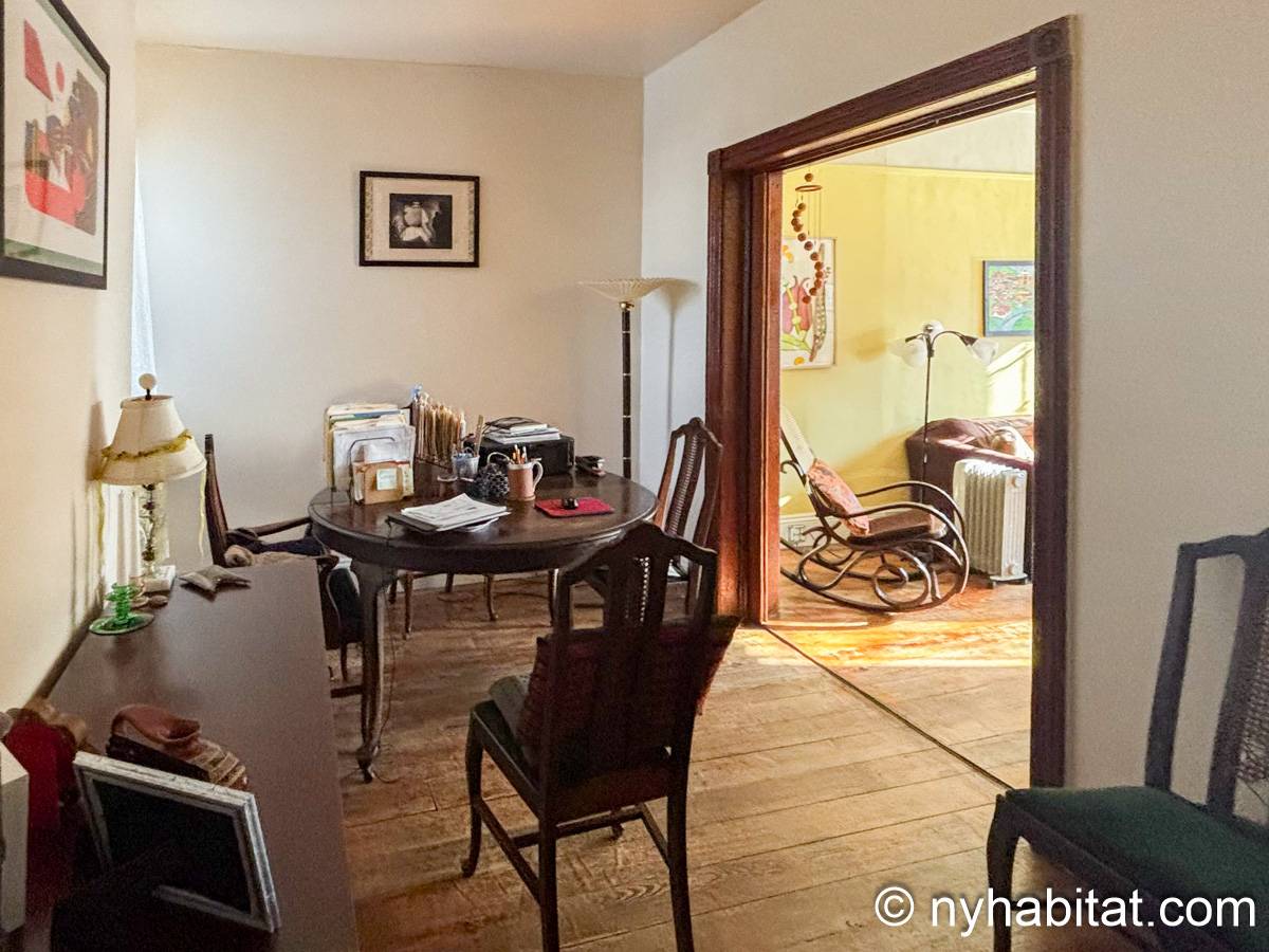 Living room 2 - Photo 2 of 5 Living room 2 - Photo 2 of 5