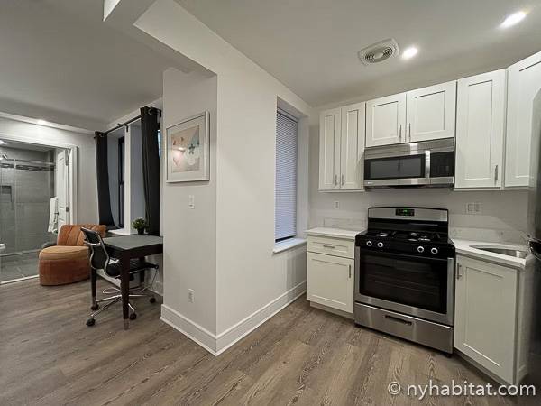 Kitchen - Photo 2 of 5