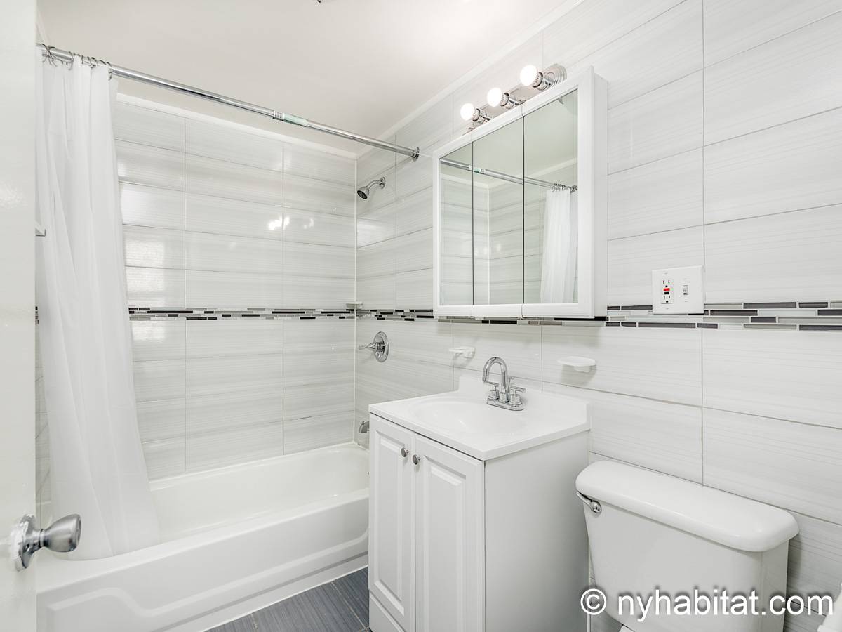 Badezimmer - Photo 1 von 1