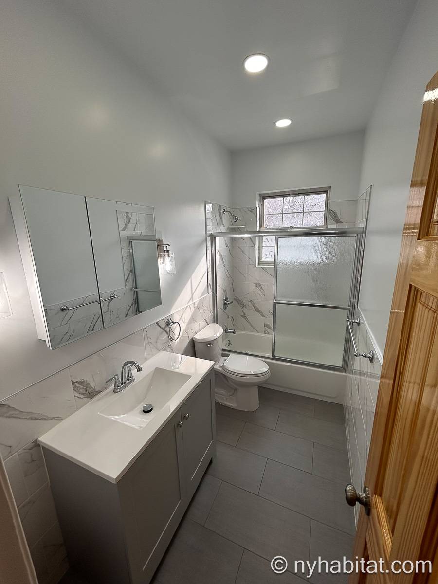 Bathroom 1 - Photo 1 of 3