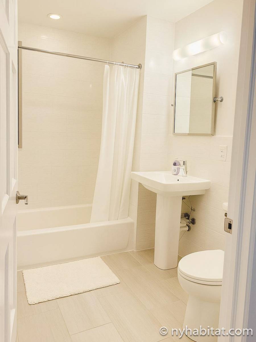 Badezimmer 2 - Photo 1 von 1 Badezimmer 2 - Photo 1 von 1