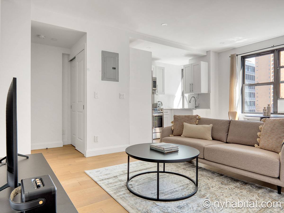 Living room - Photo 3 of 5 Living room - Photo 3 of 5