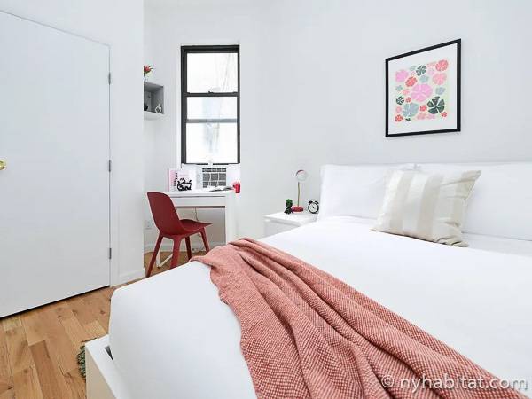 Schlafzimmer 2 - Photo 1 von 4