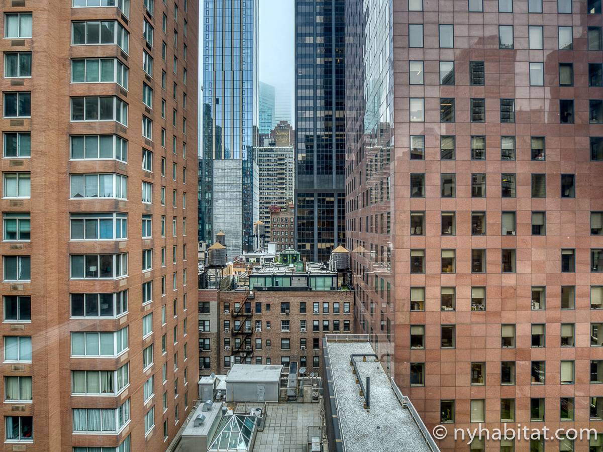 Living room - Photo 6 of 6