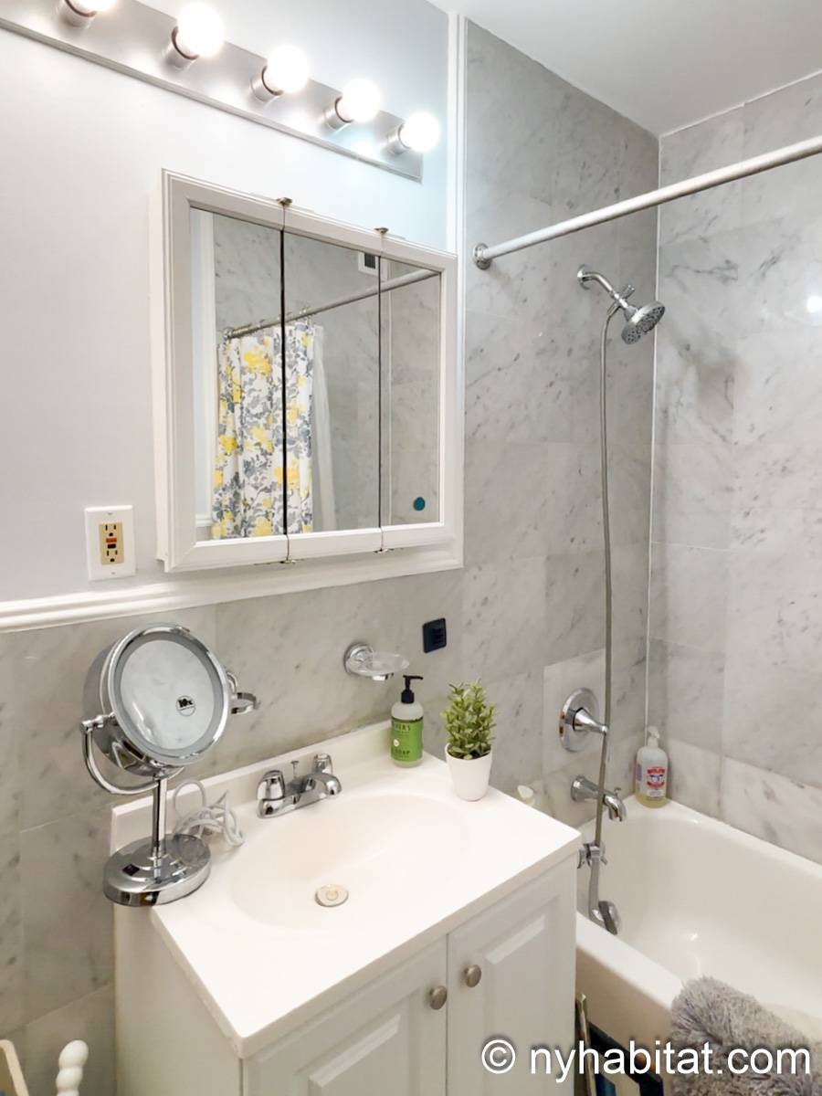 Bagno - Photo 1 di 3