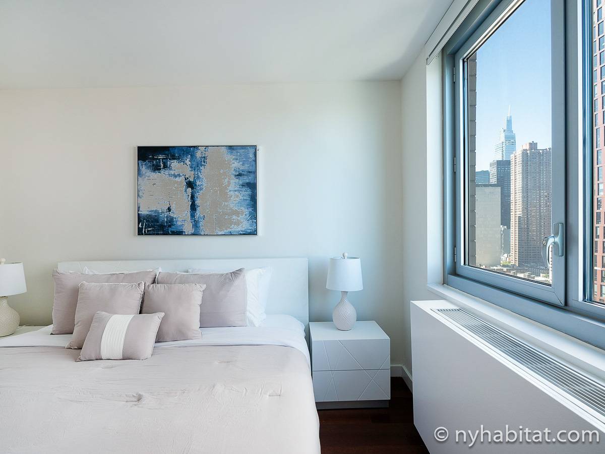 Camera 3 - Photo 3 di 4