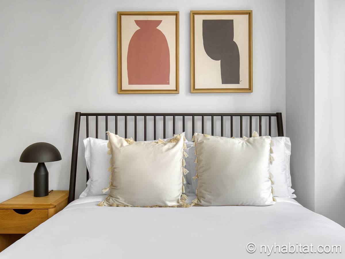 Schlafzimmer - Photo 2 von 3