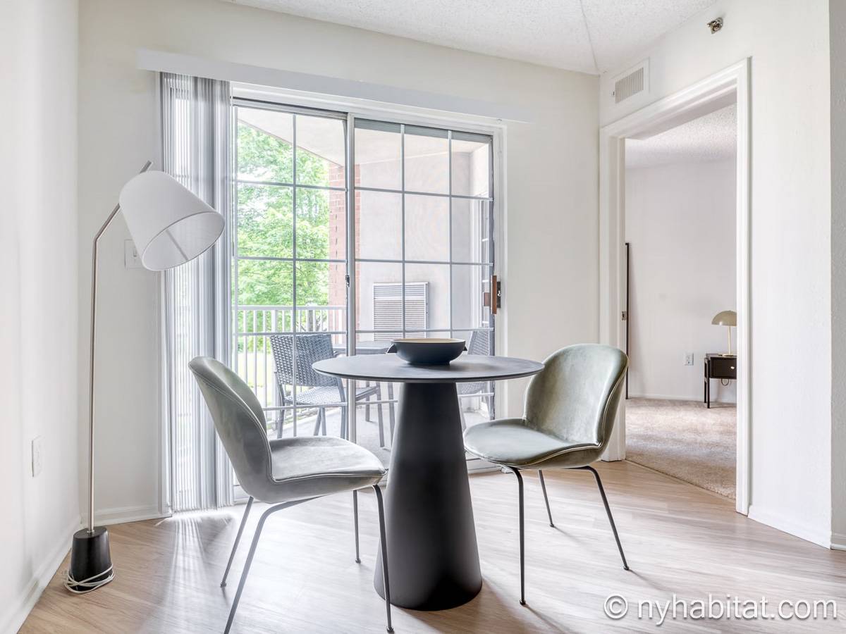 Living room - Photo 4 of 5 Living room - Photo 4 of 5