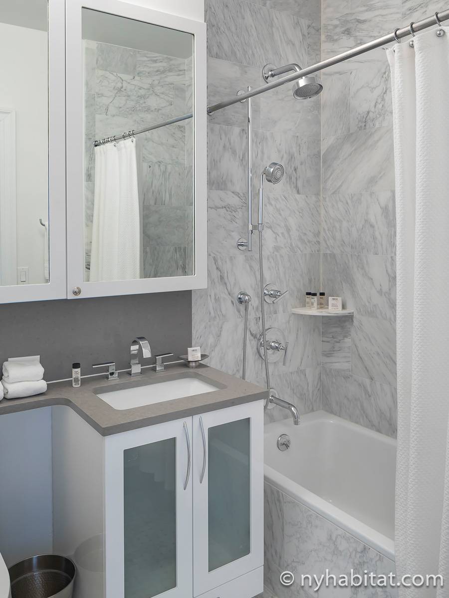 Ba&ntilde;o 2 - Photo 1 de 1