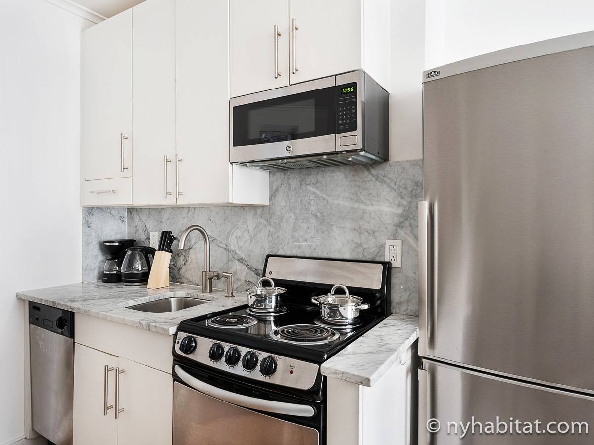 Kitchen - Photo 3 of 3