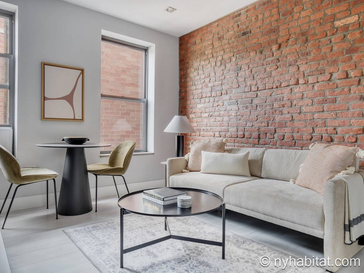 Living room - Photo 2 of 4