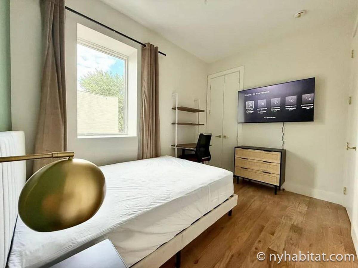 Bedroom 3 - Photo 2 of 3