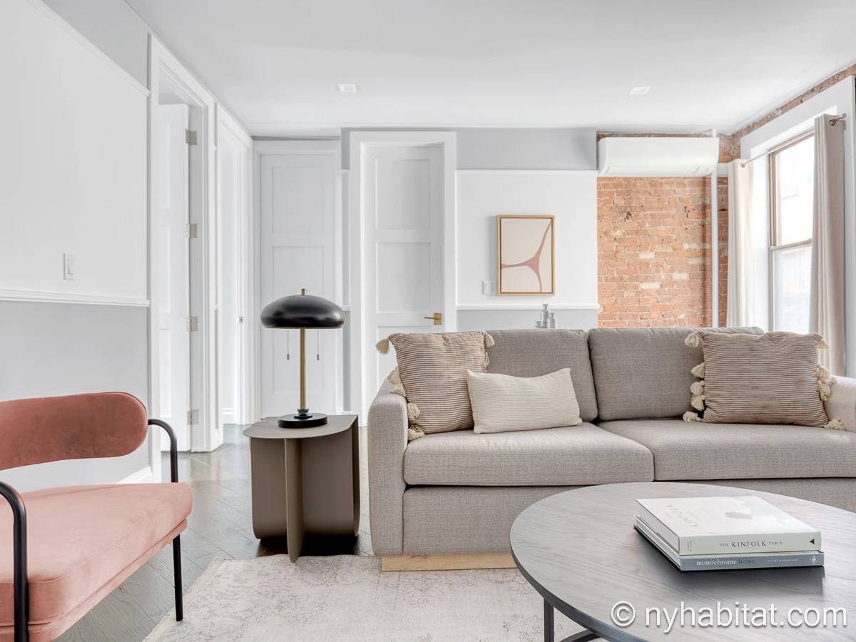 Living room - Photo 2 of 5