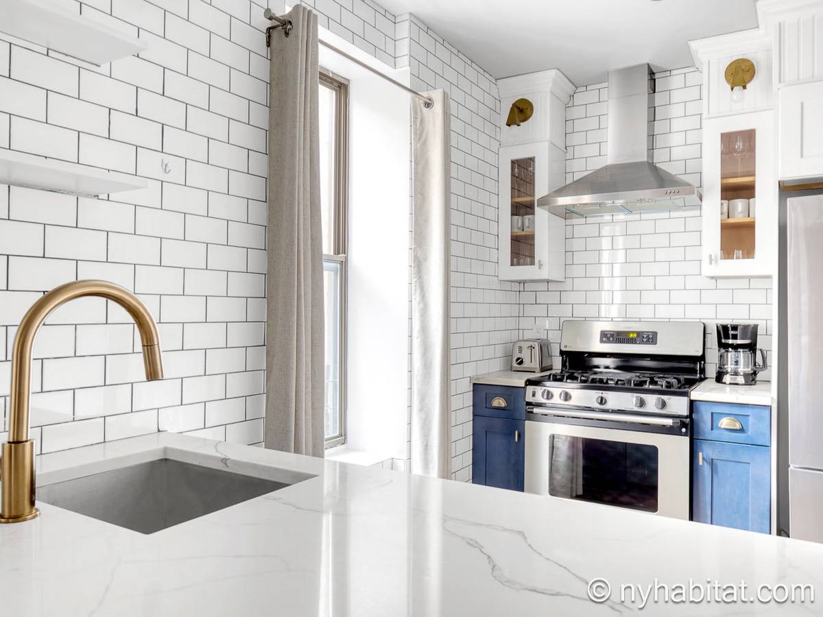 Kitchen - Photo 2 of 3