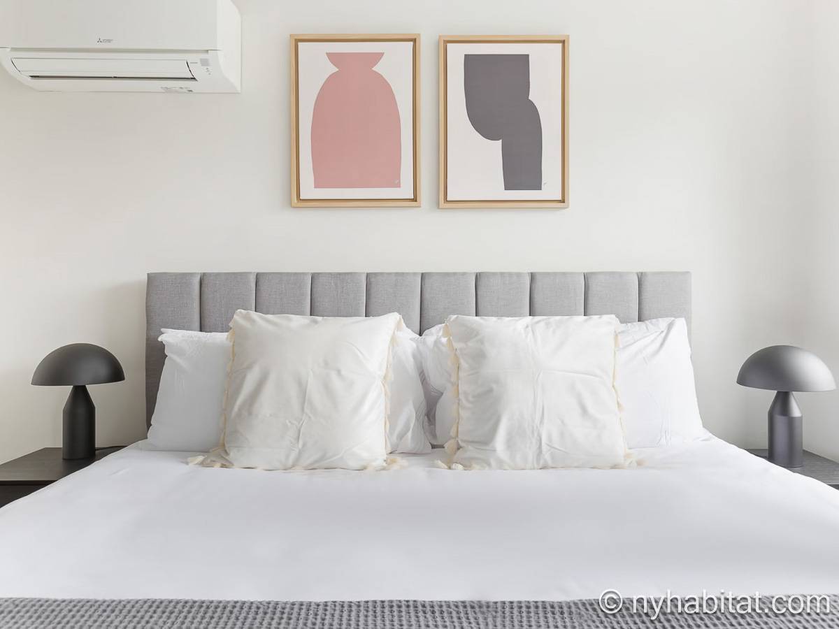 Schlafzimmer 2 - Photo 2 von 3