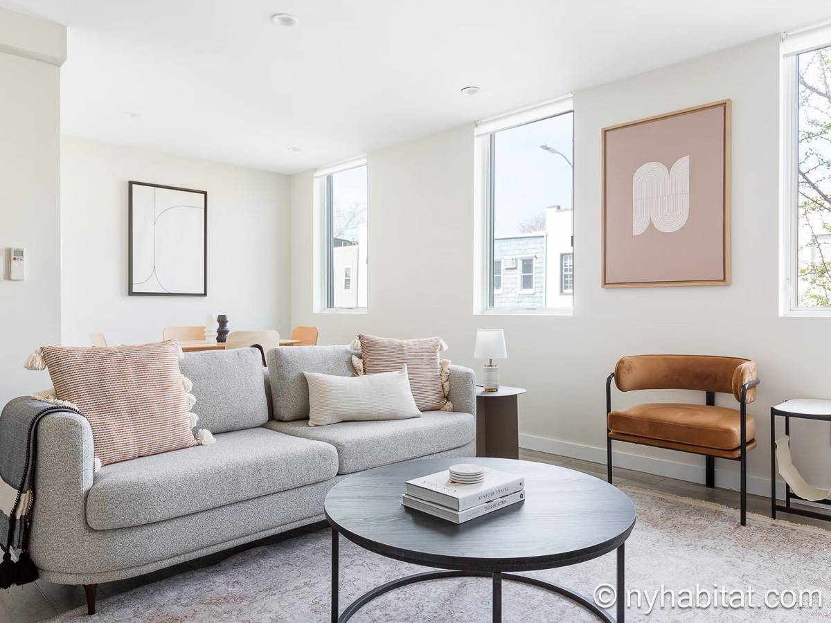 Wohnzimmer - Photo 2 von 5