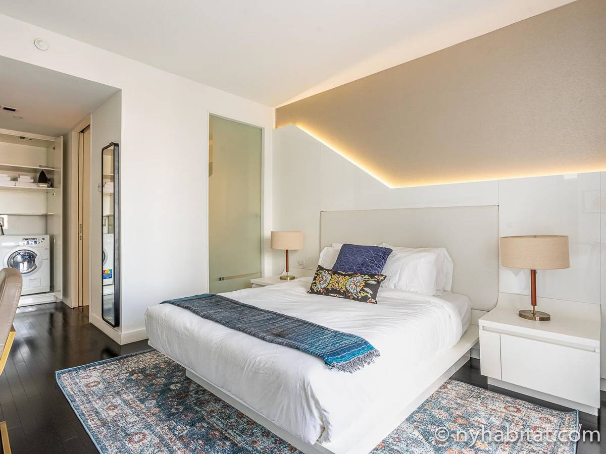 Bedroom - Photo 3 of 4