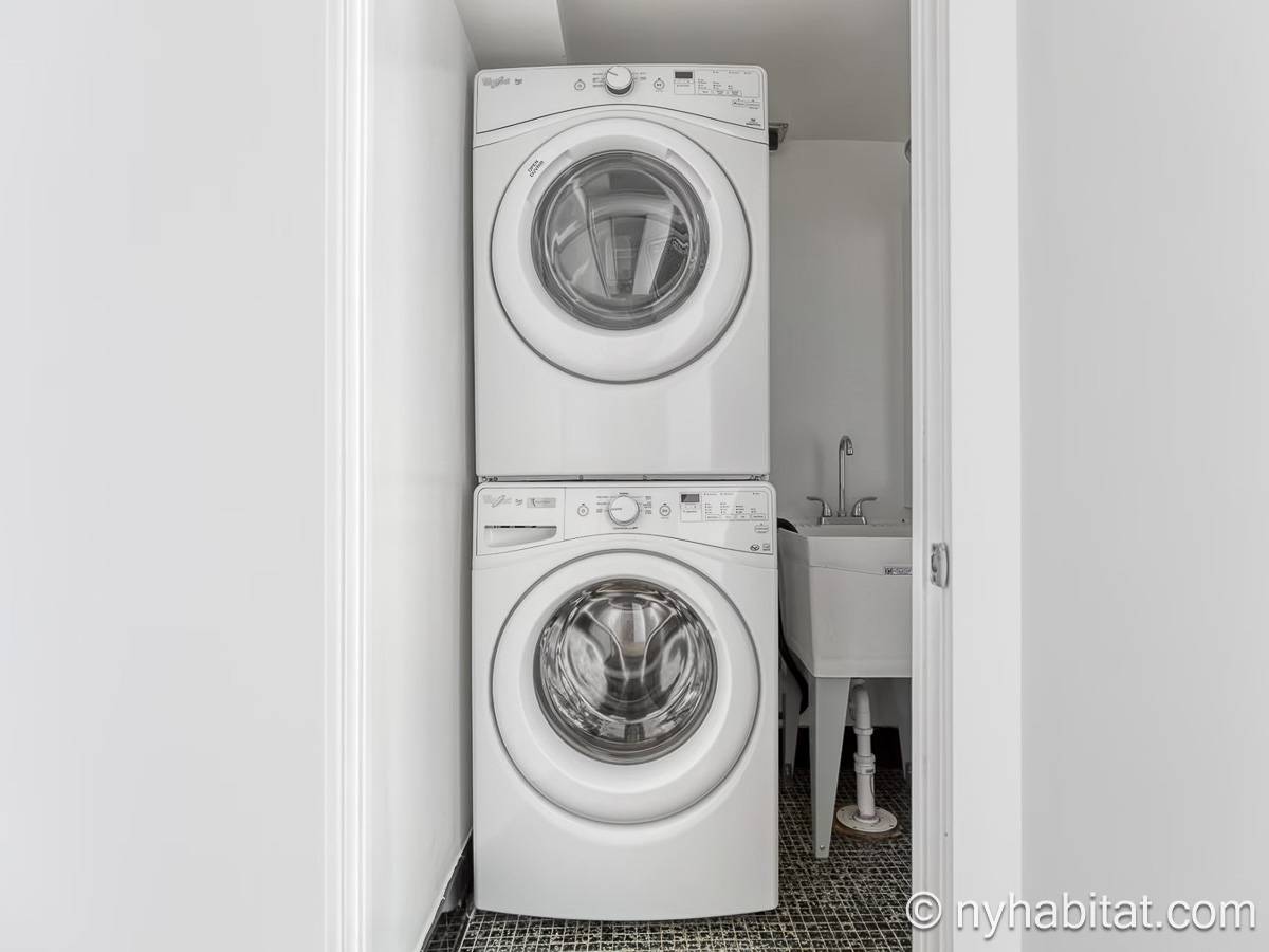 Bathroom 2 - Photo 2 of 2