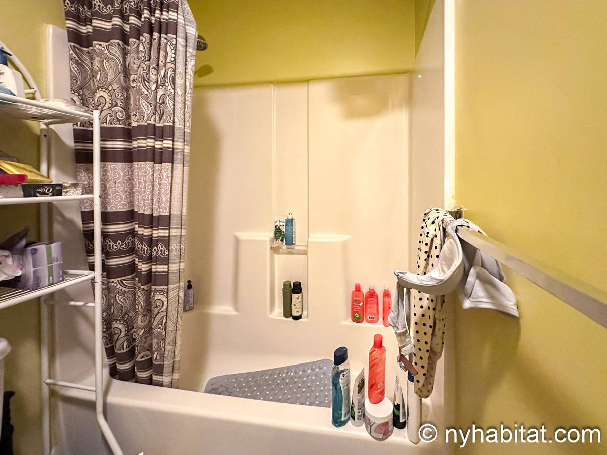 Badezimmer 1 - Photo 2 von 2