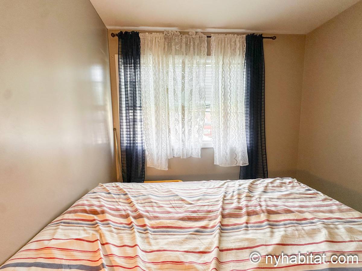 Schlafzimmer 1 - Photo 3 von 4