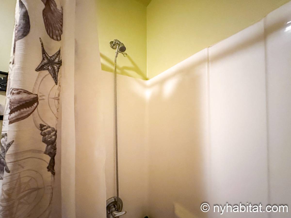 Badezimmer 2 - Photo 3 von 3