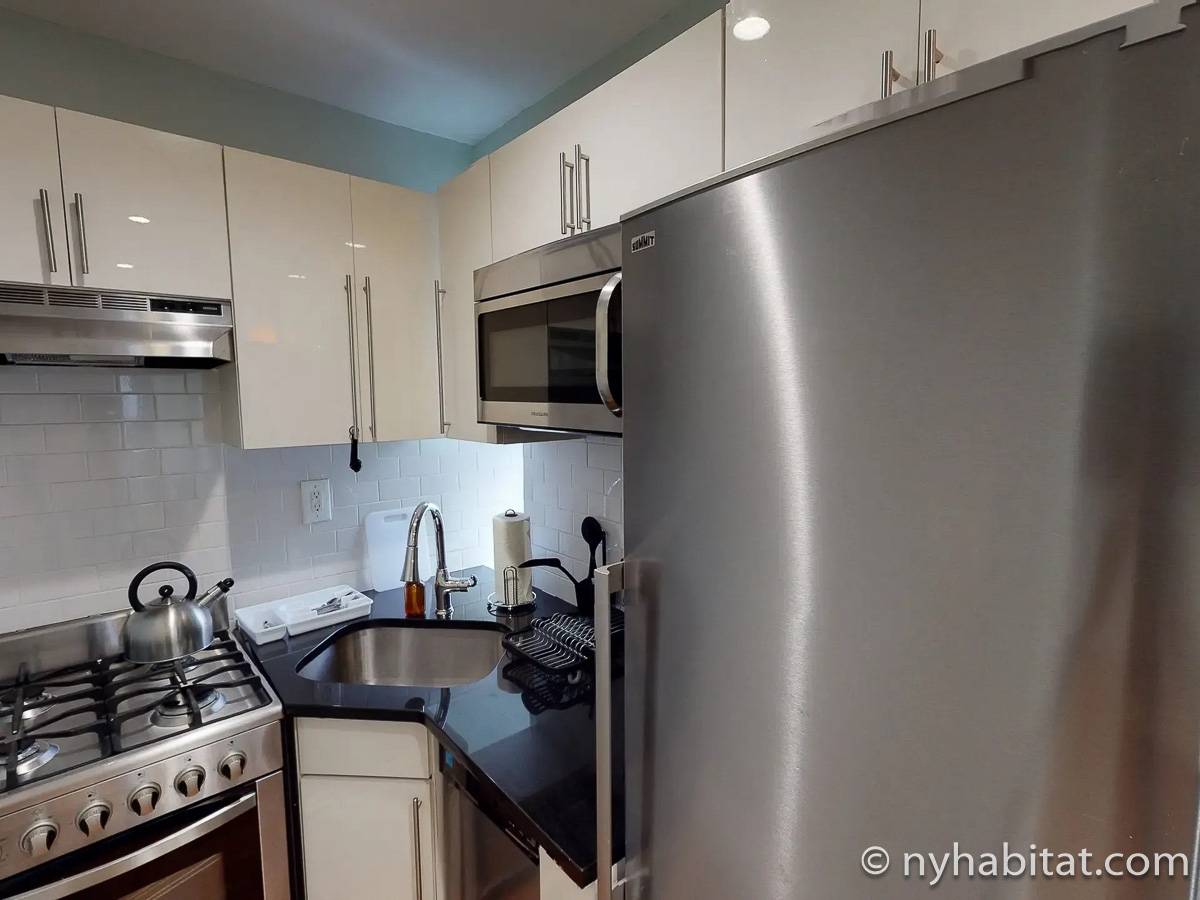 Kitchen - Photo 3 of 3