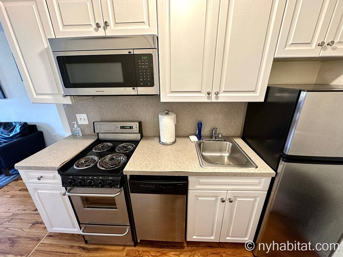 Kitchen - Photo 2 of 2