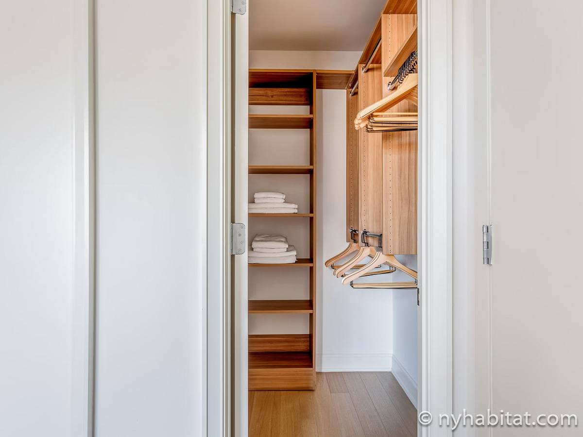 Bedroom 1 - Photo 4 of 5