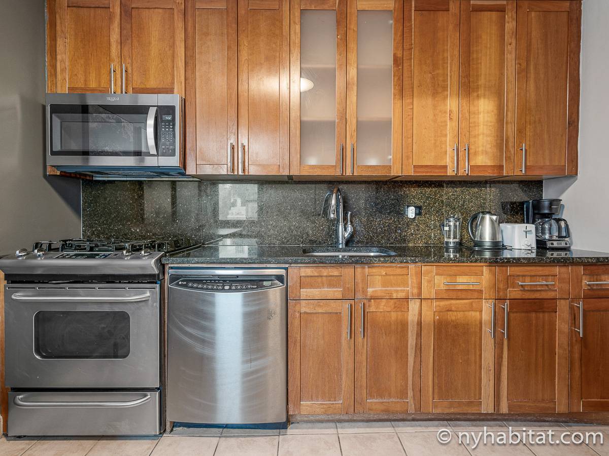 Kitchen - Photo 2 of 5