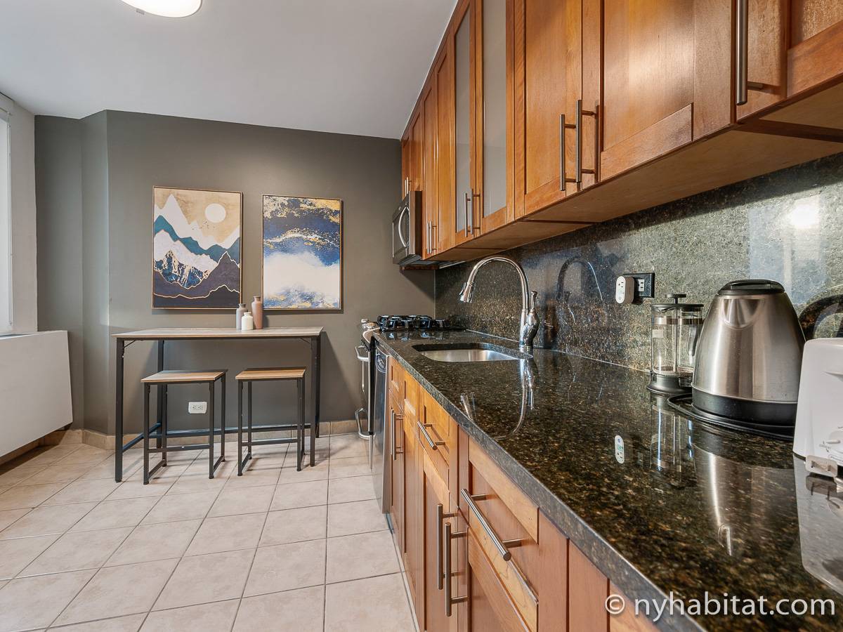 Kitchen - Photo 4 of 5