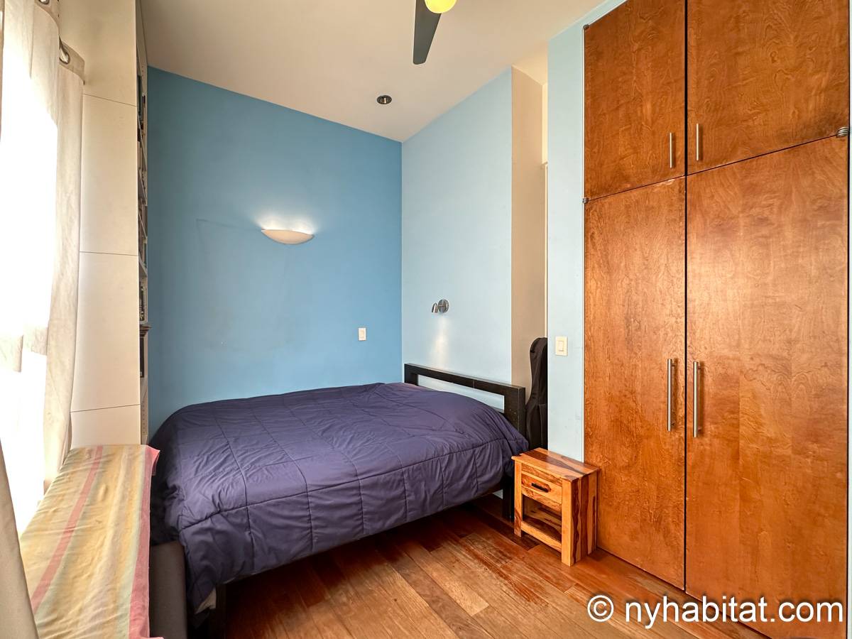 Bedroom - Photo 2 of 6 Bedroom - Photo 2 of 6